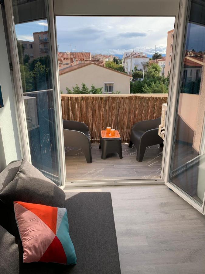 Charmant Studio Avec Climatisation Et Parking Perpignan Kültér fotó